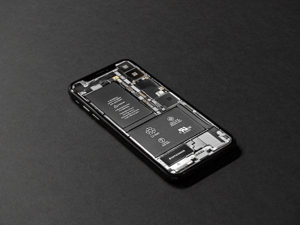 iPhone Battery Optimization: Simple Tips to Make Your Charge Last Longer