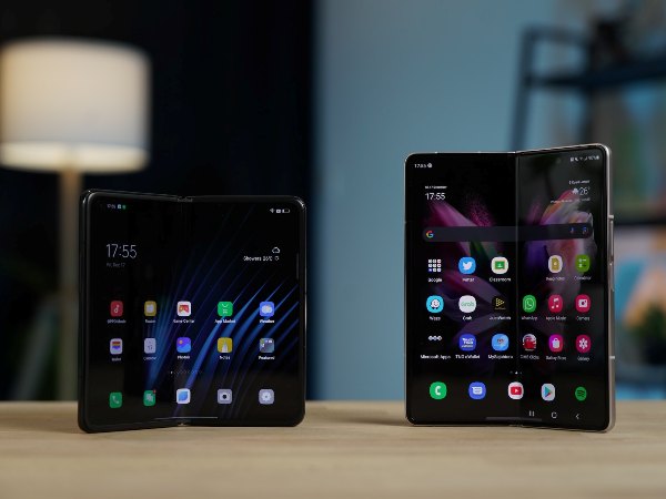 The Rise of Foldable Smartphones: A Game-Changer in Mobile Technology
